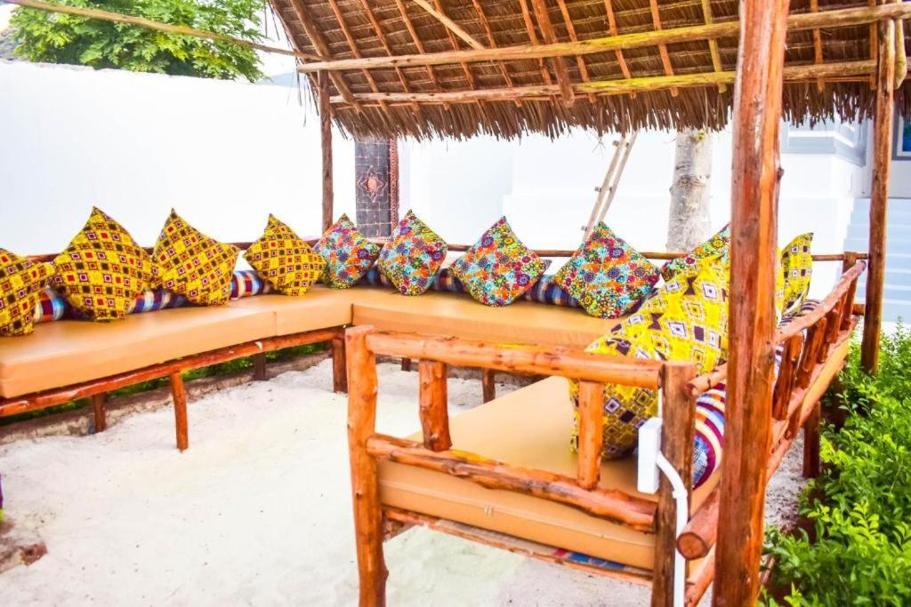 Tolo Tolo Resort Нунгви Екстериор снимка